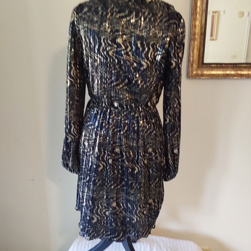 MICHAEL Michael Kors Navy and Gold Printed Long-Sleeve Wrap Dress - Picture 5 of 10
